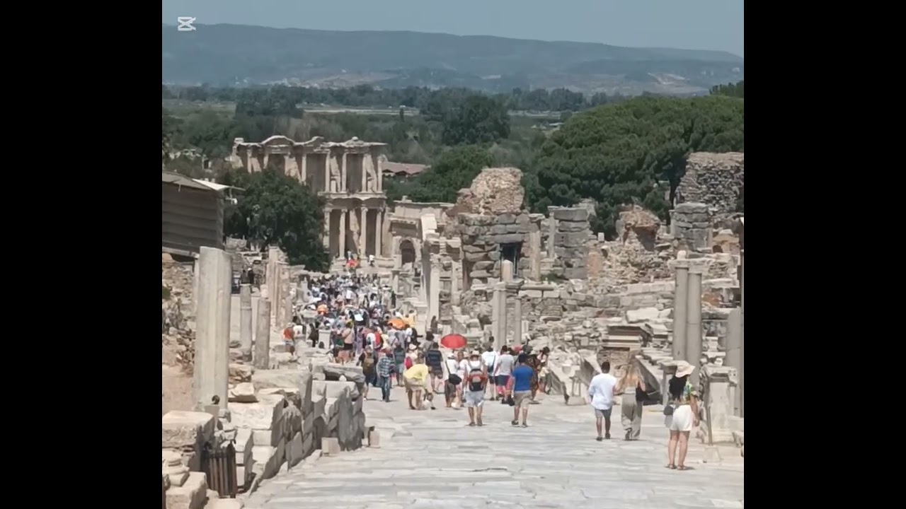 ΈΦΕΣΟΣ- ΒΙΒΛΙΟΘΗΚΗ ΚΕΛΣΟΥ- ΝΑΟΣ ΤΗΣ ΑΡΤΕΜΗΣ  (ΕΝΑ ΑΠΟ ΤΑ 7ΘΑΥΜΑΤΑ ΤΟΥ ΑΡΧΑΙΟΥ ΚΟΣΜΟΥ)