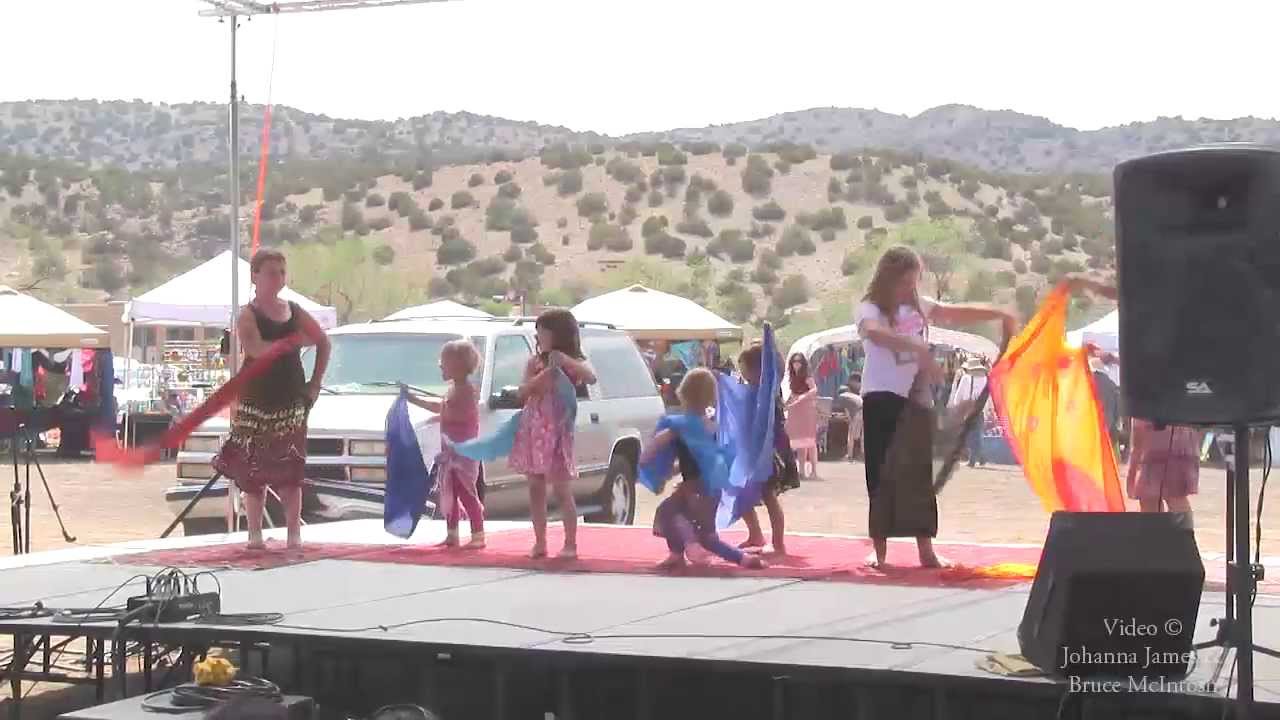 MGF AFS1 Parveneh   Child dancers