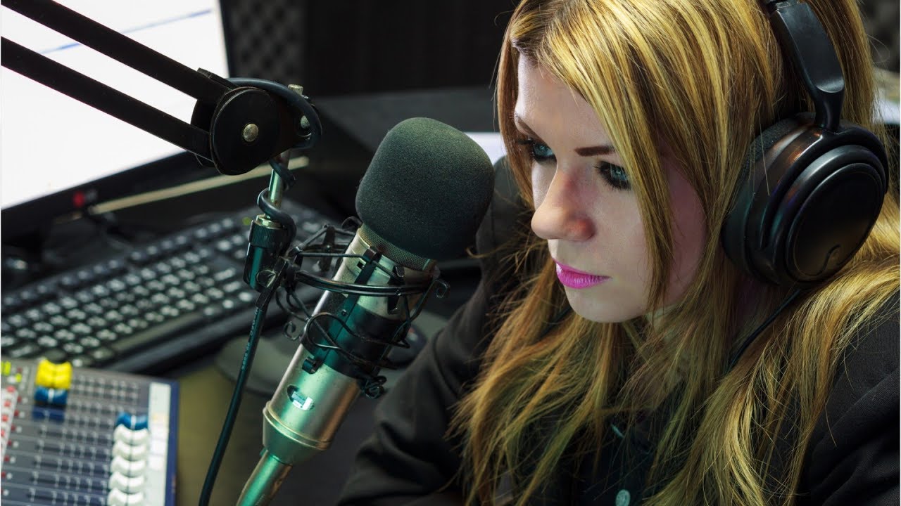 Broadcast Announcers and Radio Disc Jockeys Career Video