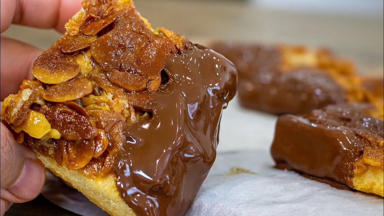 ❅ Recette des Biscuits de Noël Carrés aux Amandes Caramélisées au Chocolat  ❅