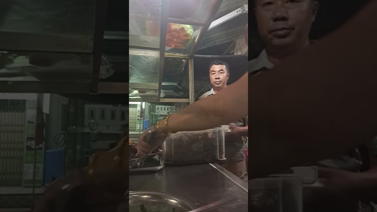 cơm tấm sườn bì 22k bán tại đèn xanh đỏ lô ngang bình đức xã kiêm sơn. đồng tháp.  vinhhoi.vlog660