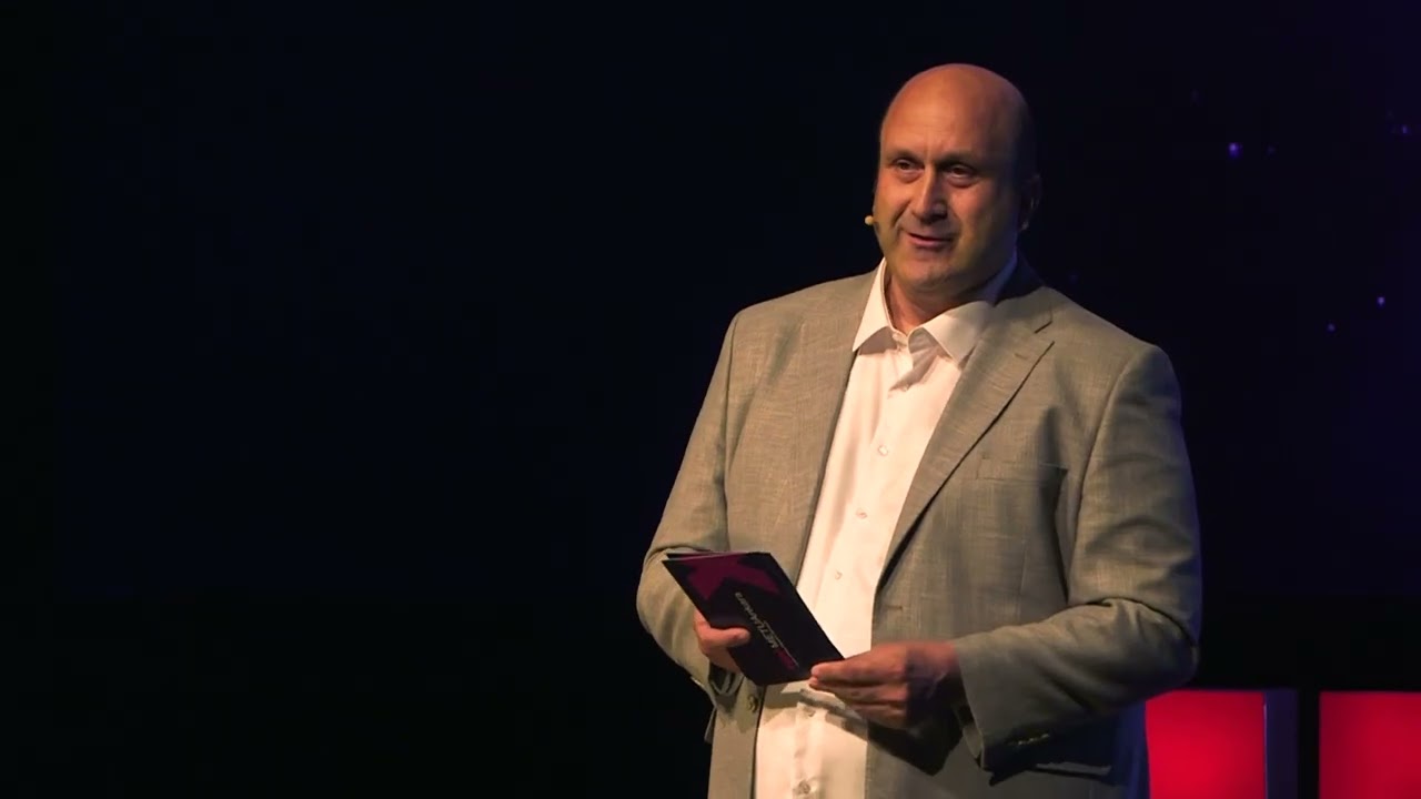 Kaybolanlar ve Direnip Var Olanlar | Levent Eraslan | TEDxMETUAnkara