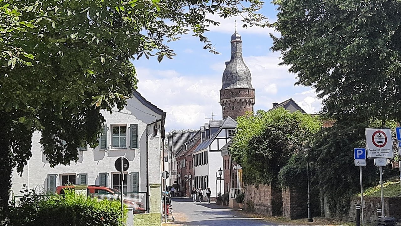 Feste Zons Stadtteil in Dormagen, Nordrhein-Westfalen. Путешествие в средневековье. Город Цонс