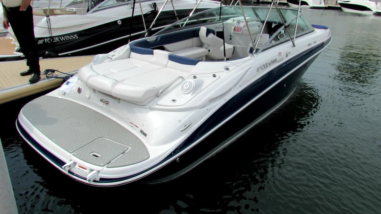 2011 Four Winns H260 Motor Boat - Exterior and Interior - 2012 Montreal In-Water Boat Show