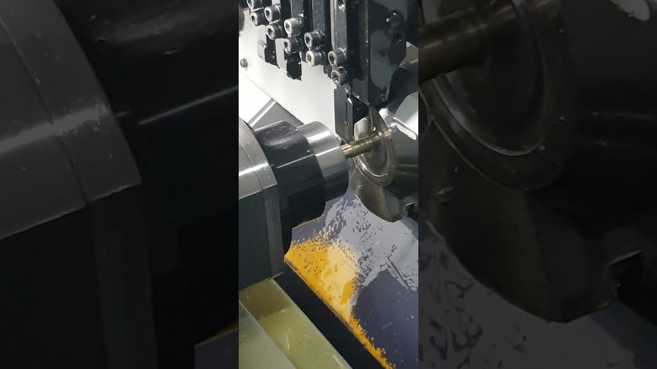 TORNO CNC TIPO SUÍÇO CITIZEN CINCOM / SWISS TYPE CNC LATHE CITIZEN CINCOM