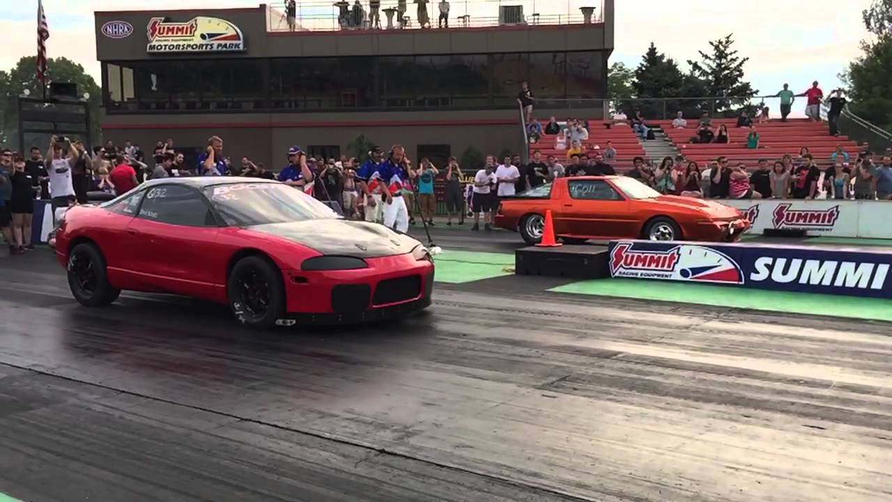 Boostin Performance Red Demon at DSM / GTR Shootout 2015 launch in slow motion