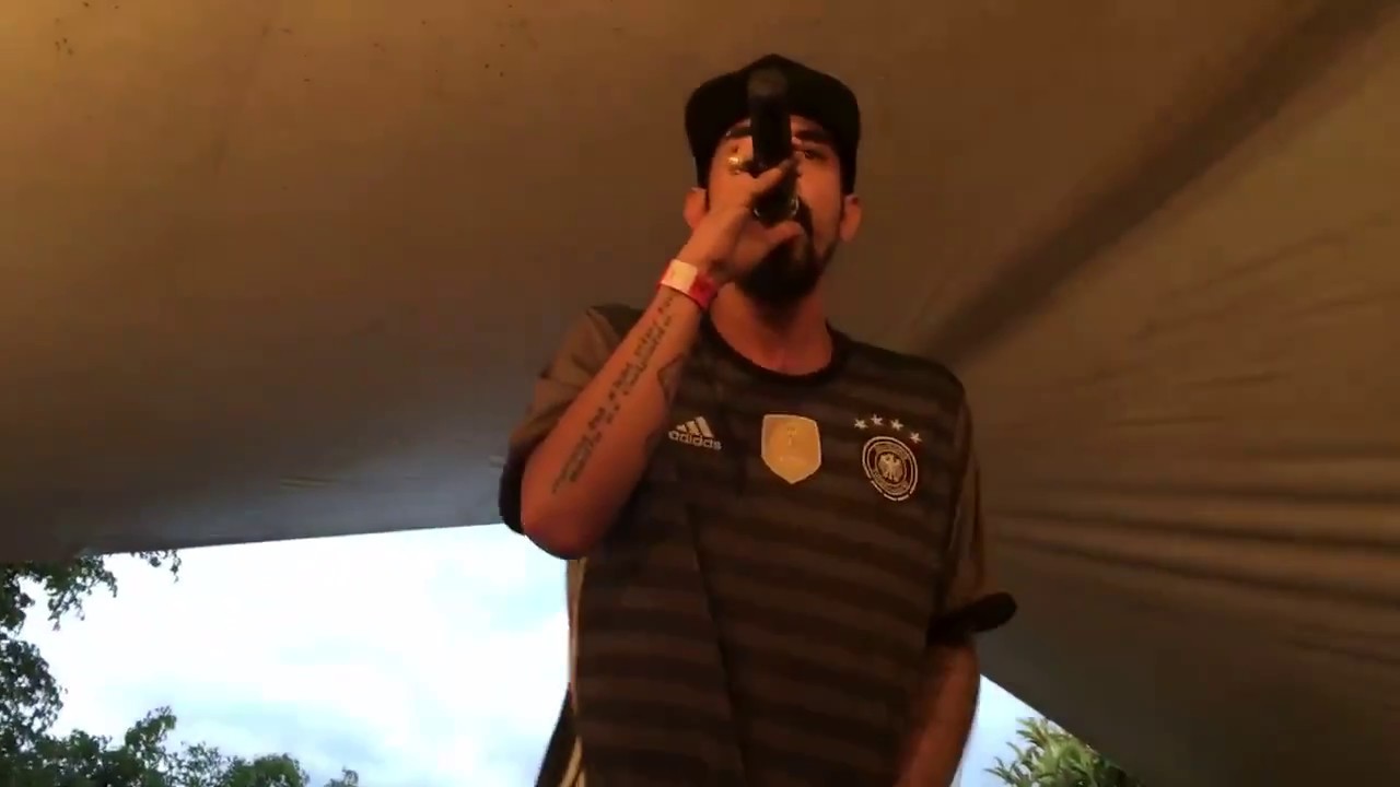 Tino el Pingüino - palabras manchadas (BBQ LADO B 2016)
