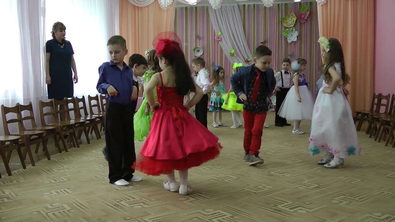 8 марта 2016 танец деток. День мамин настает.