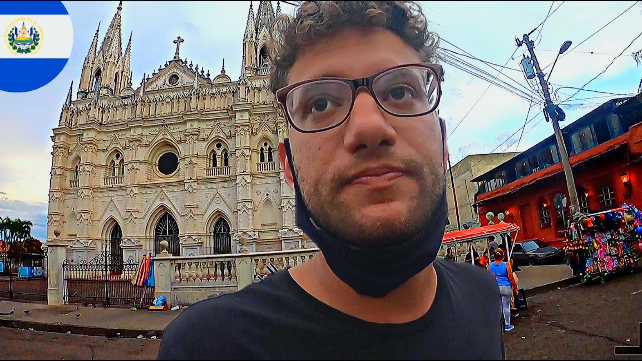 El Salvador's Colonial Town Santa Ana!🇸🇻(First Impressions!!)