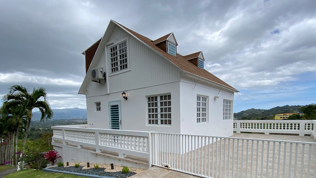 Airbnb - La Casita Blanca Chalet en Las Piedras, Puerto Rico 🇵🇷