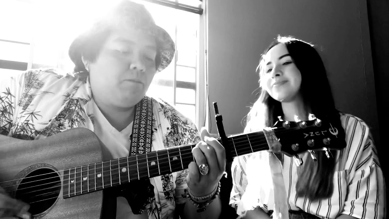 God is a woman | Cover