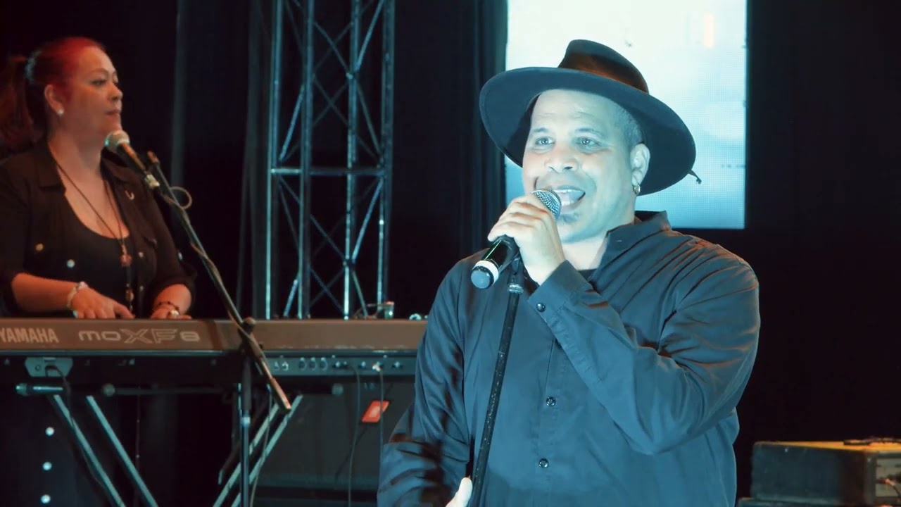 Tras la Tormenta (El Ciclón) - Arnaldo Rodríguez TALISMÁN (Concierto en Vivo Santiago de Cuba)