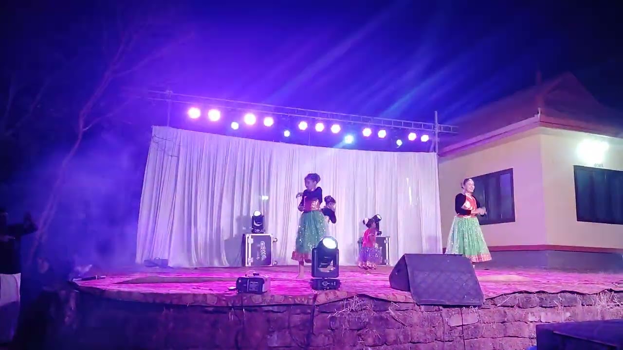 Group dance 💃💃💃