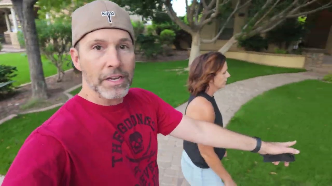 Полная программа субботы: игровые стримы и ужин из свиной лопатки.