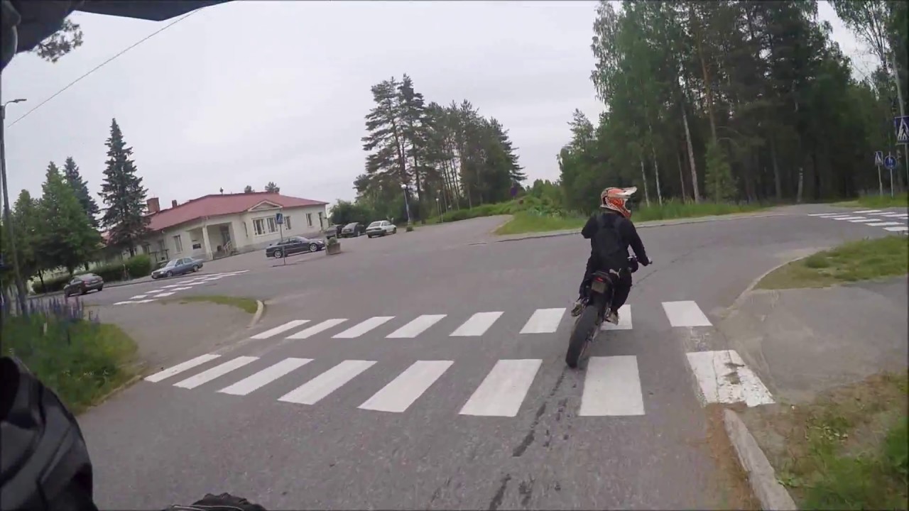 Yamaha DT keulaa/ kyl&auml; kiesii
