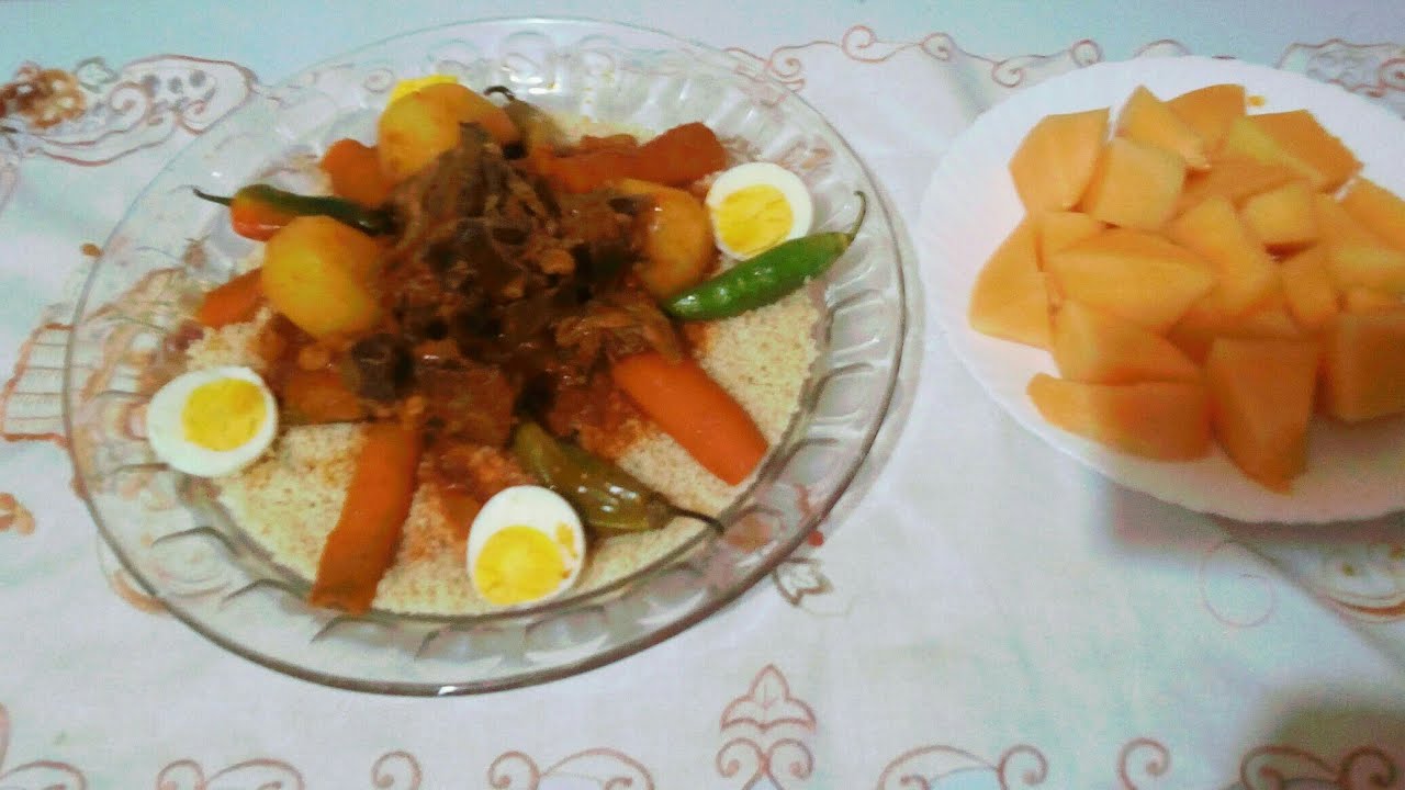 طعام بلخضرة بلحم الغنمي😋 الله الله بنة تاع العراس بكل اسراره