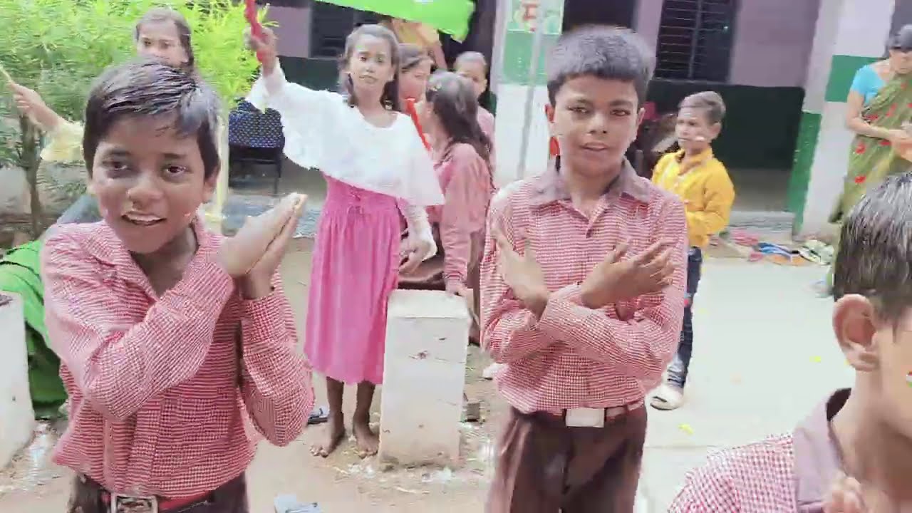 असल मायने में ये गीत इन्हीं बच्चों के लिए है..जिनकी मासूमियत इनकी हरकतें ही दिखाती हैं..🥰#viral#cute