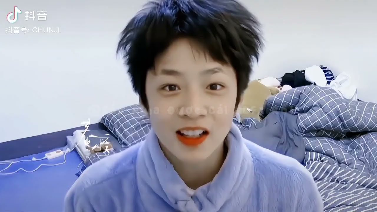 【Lưu Diệu Văn và 6 caca】 Chiếc út ghẻ được các anh yêu thương ~