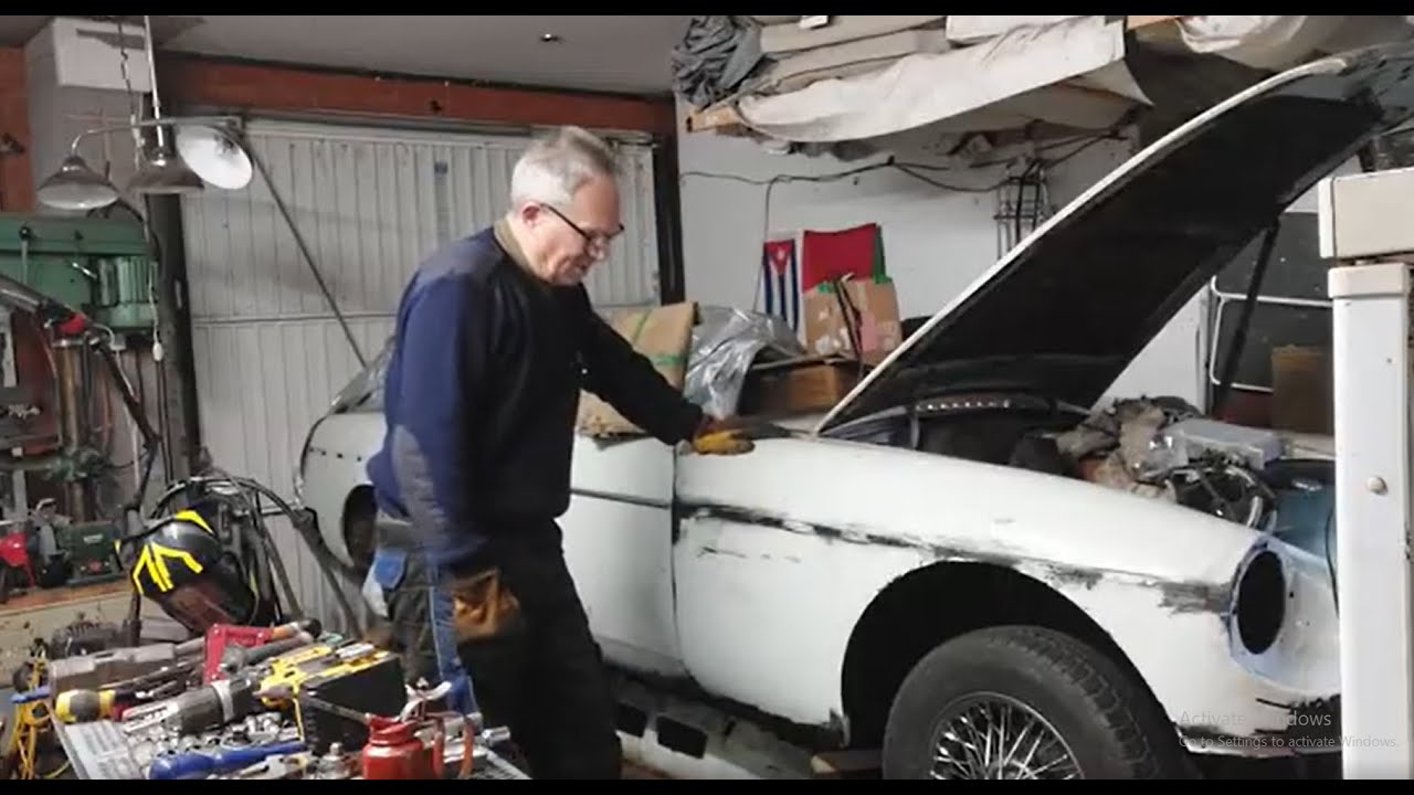 MGB Restoration and saving the Cat,