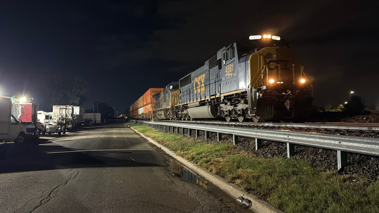 Chasing A CSX SD70MACe Leader In Bridgeview, IL On October 31, 2025