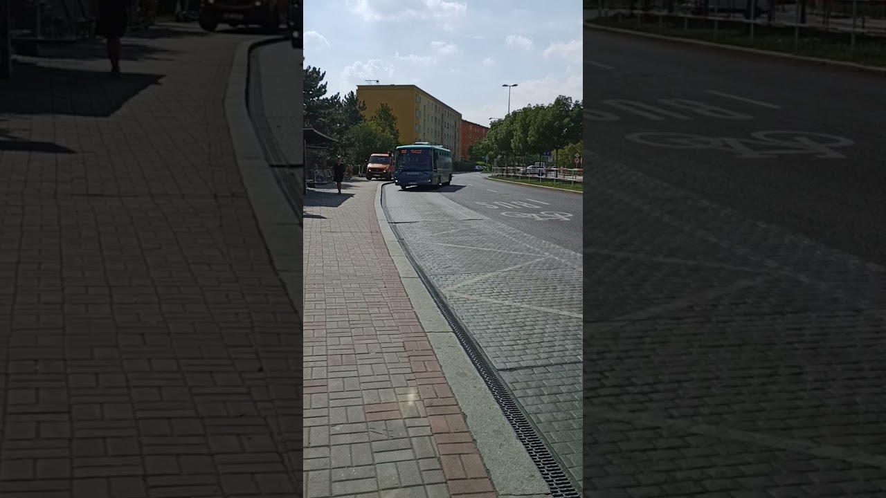 Příjezd elektrobusu SOR EBN 9.5 do zastávky Budějovická 