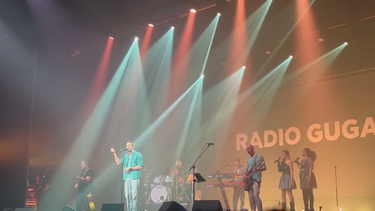radio guga live in het studio 100 theater in Adinkerke met grote dank aan Fifty-one Club Westkust