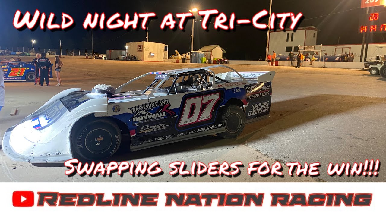 Напряженная гоночная ночь на автодроме Tri-City Motor Speedway