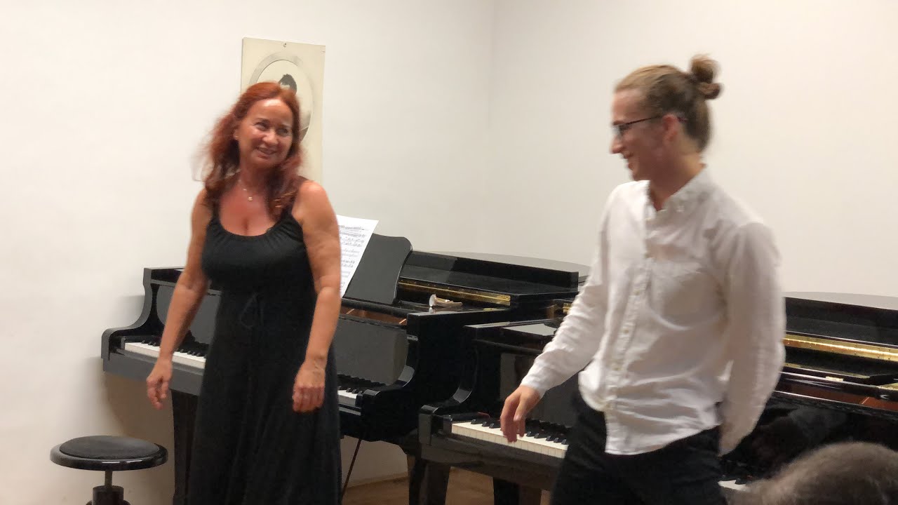 Franz Liszt: Esz-dúr zongoraverseny – Várallyay Ágnes & Várallyay Simon YAMAHA piano