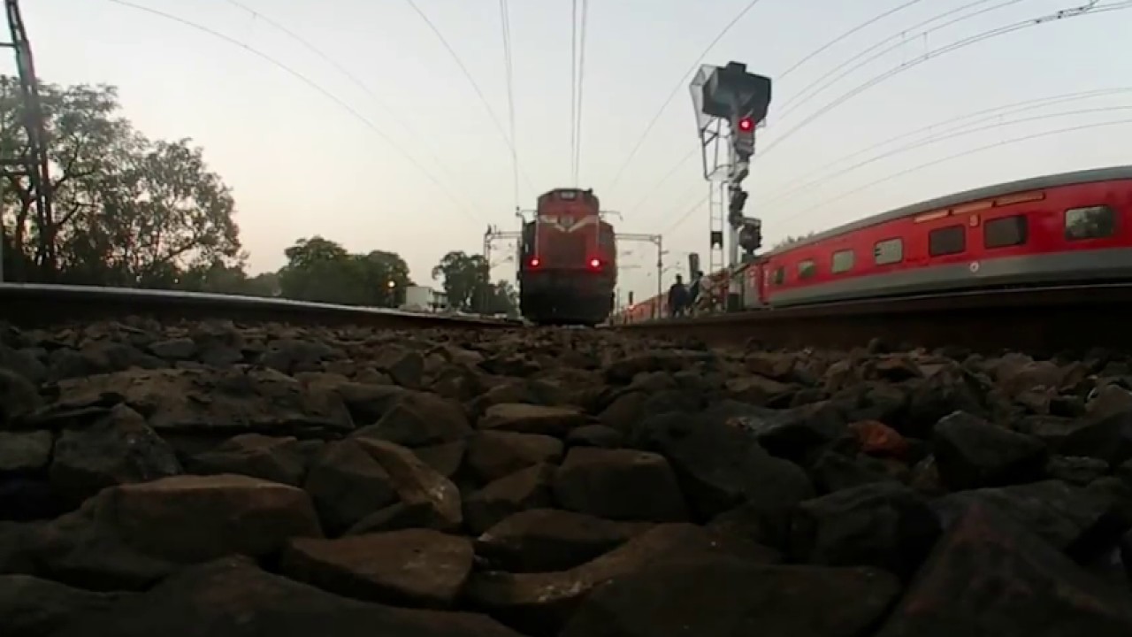 Locomotive of Indian Railways at New Delhi Railway Station | 360 degree video