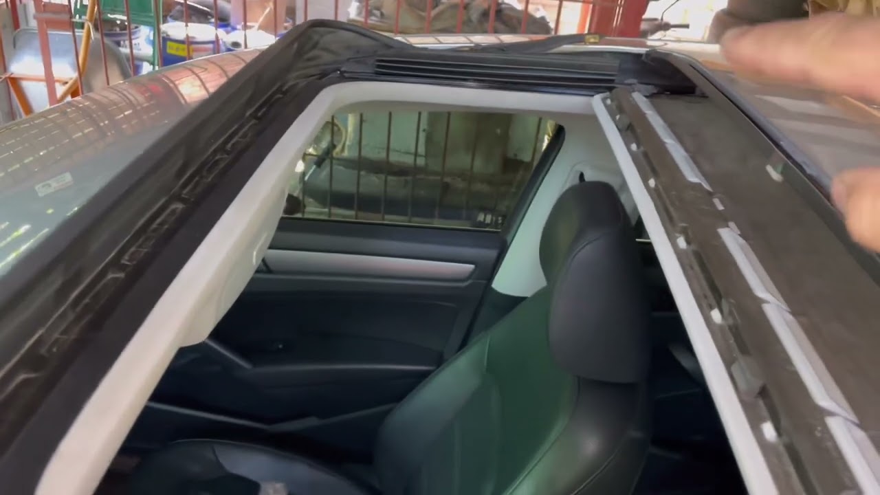 VW Passat B7 протекает Люк . Passat NMS как снять люк