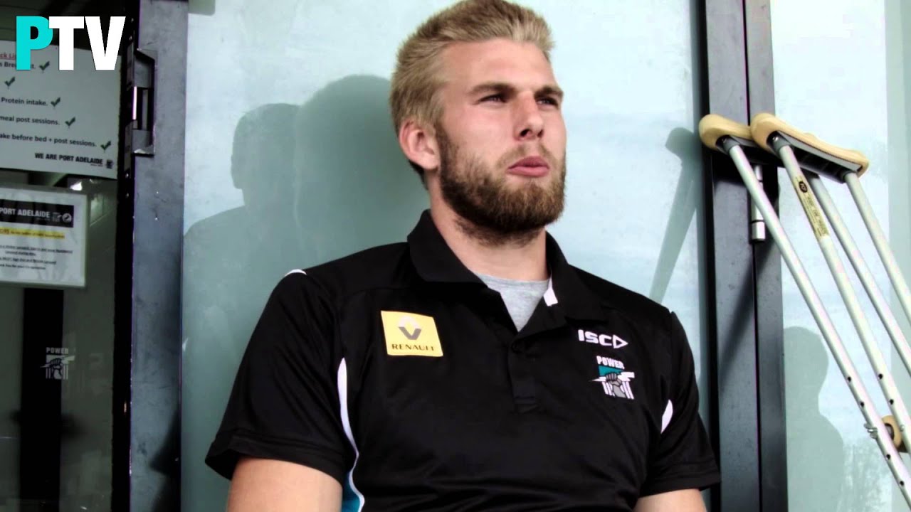 Jackson Trengove on his knee injury
