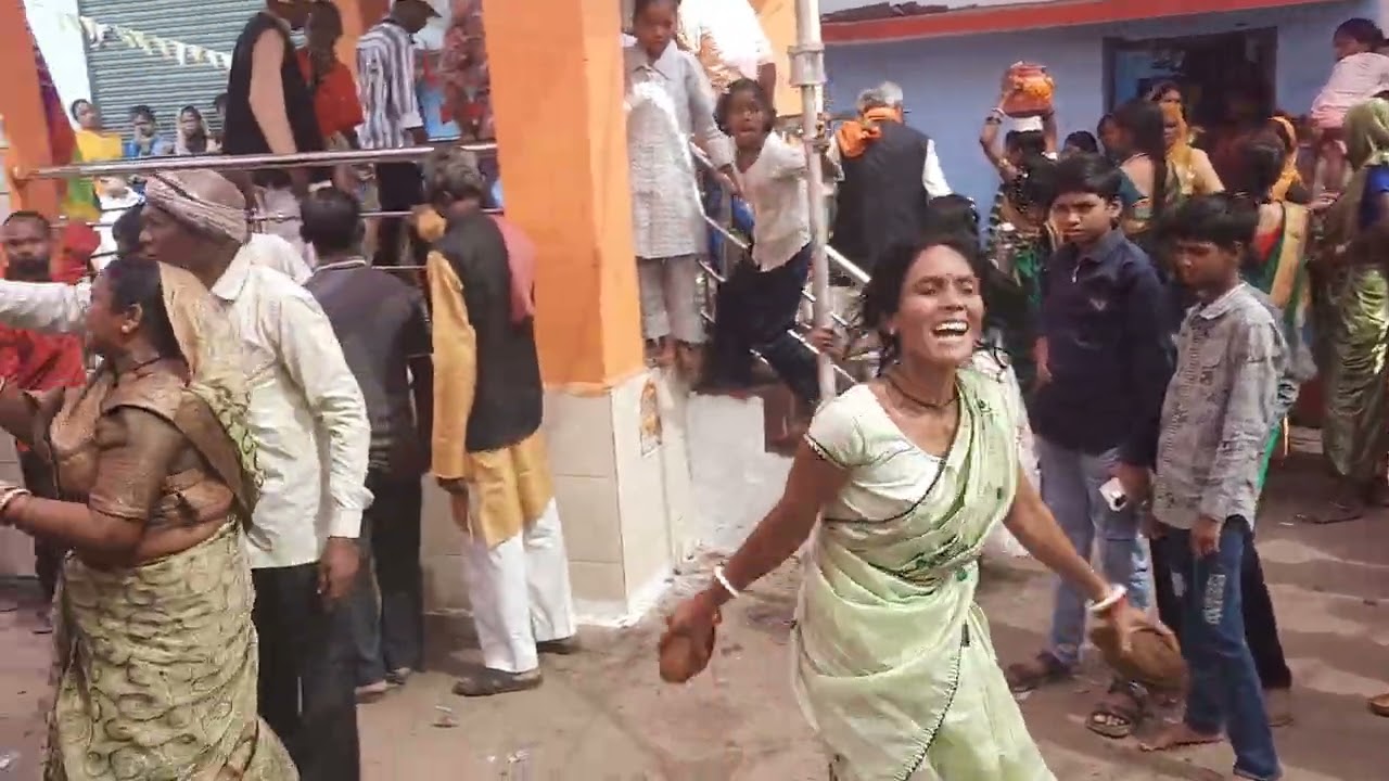 दिवाली 2025 गौरी गौरा विसर्जन...