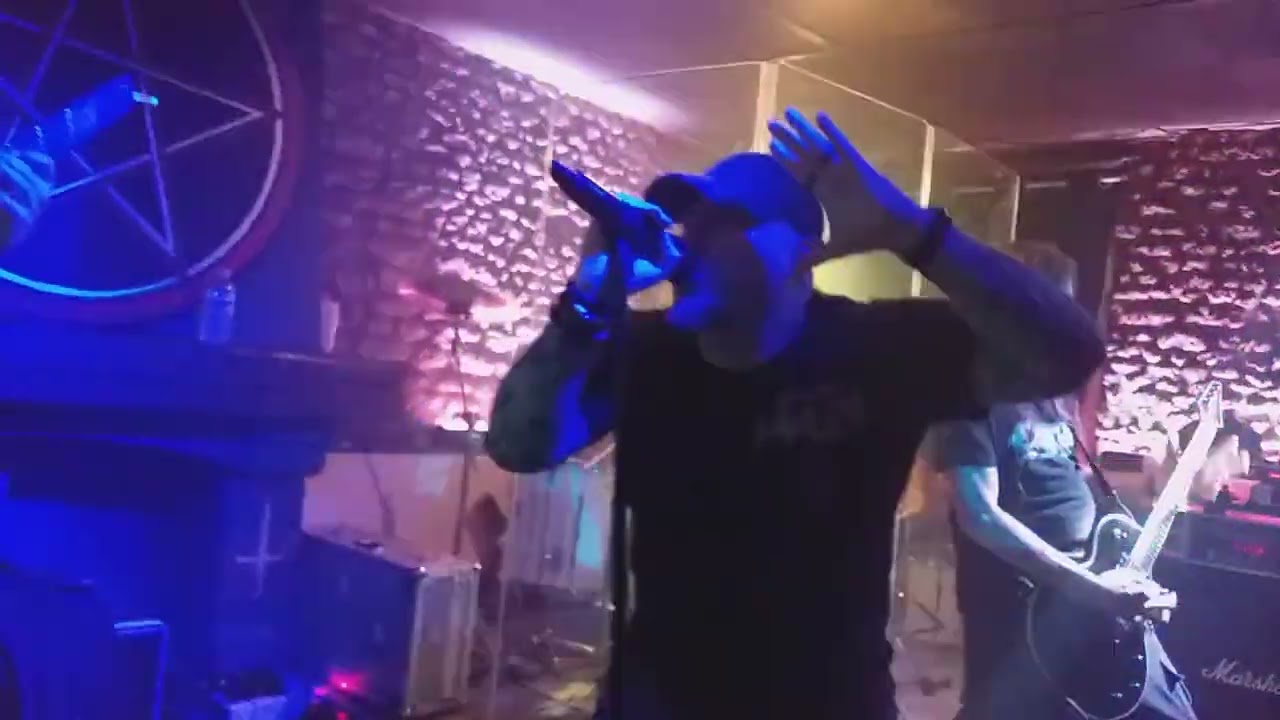 carcariass live au Demonbar 15/11/24 (1)