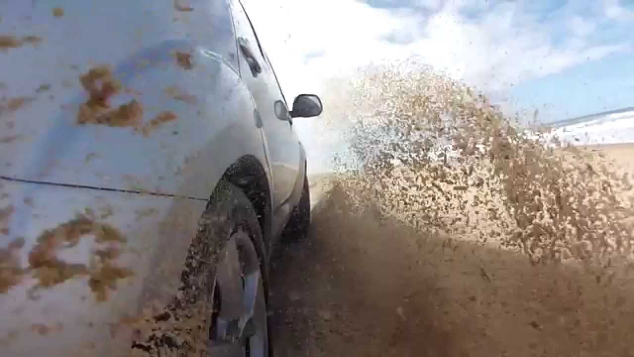 Sydney High Range All Wheel Drive Group on Stockton Beach