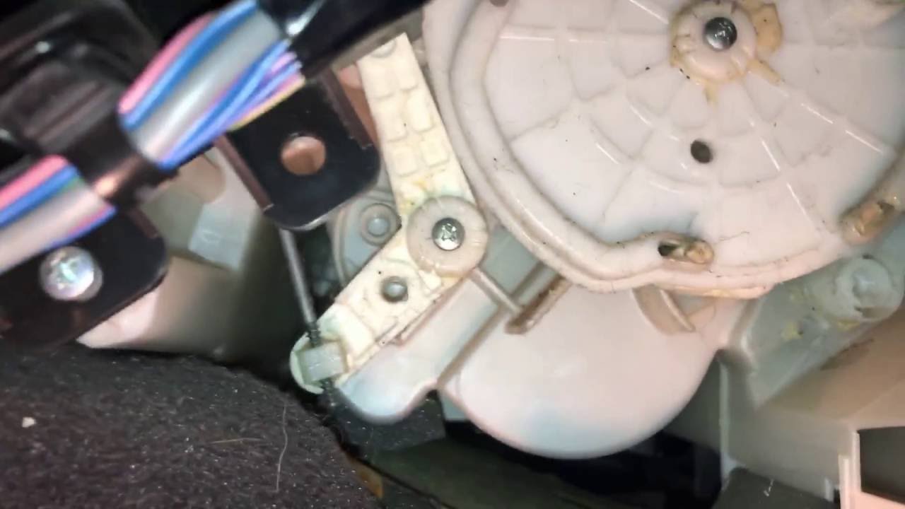 How-To: Mazda RX-8 HVAC temperature control bypass
