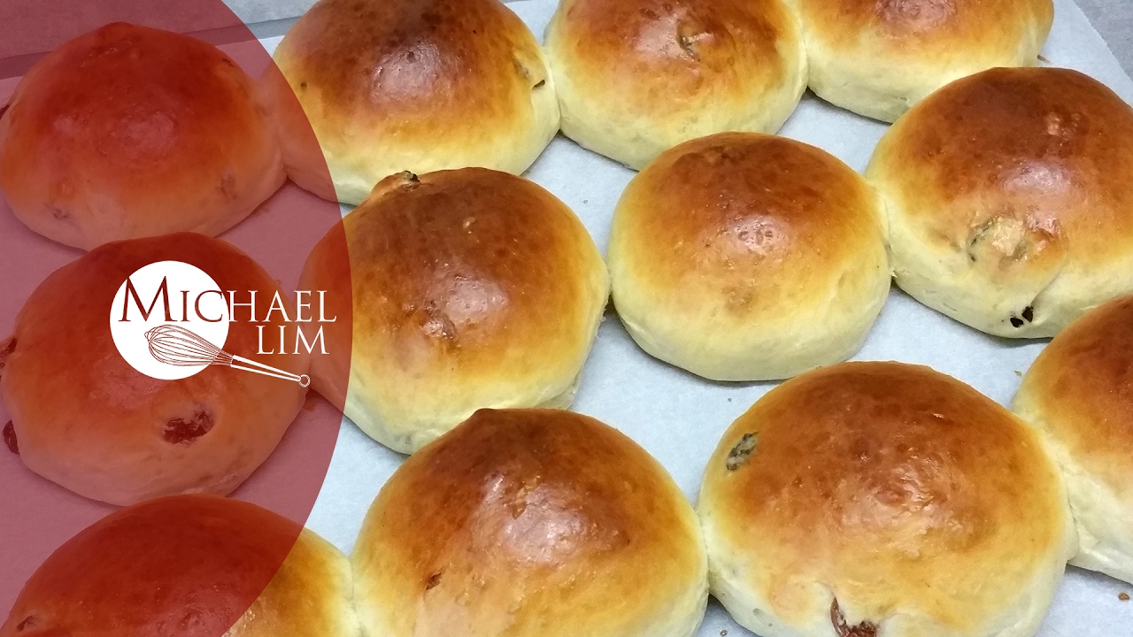 Raisin Buns
