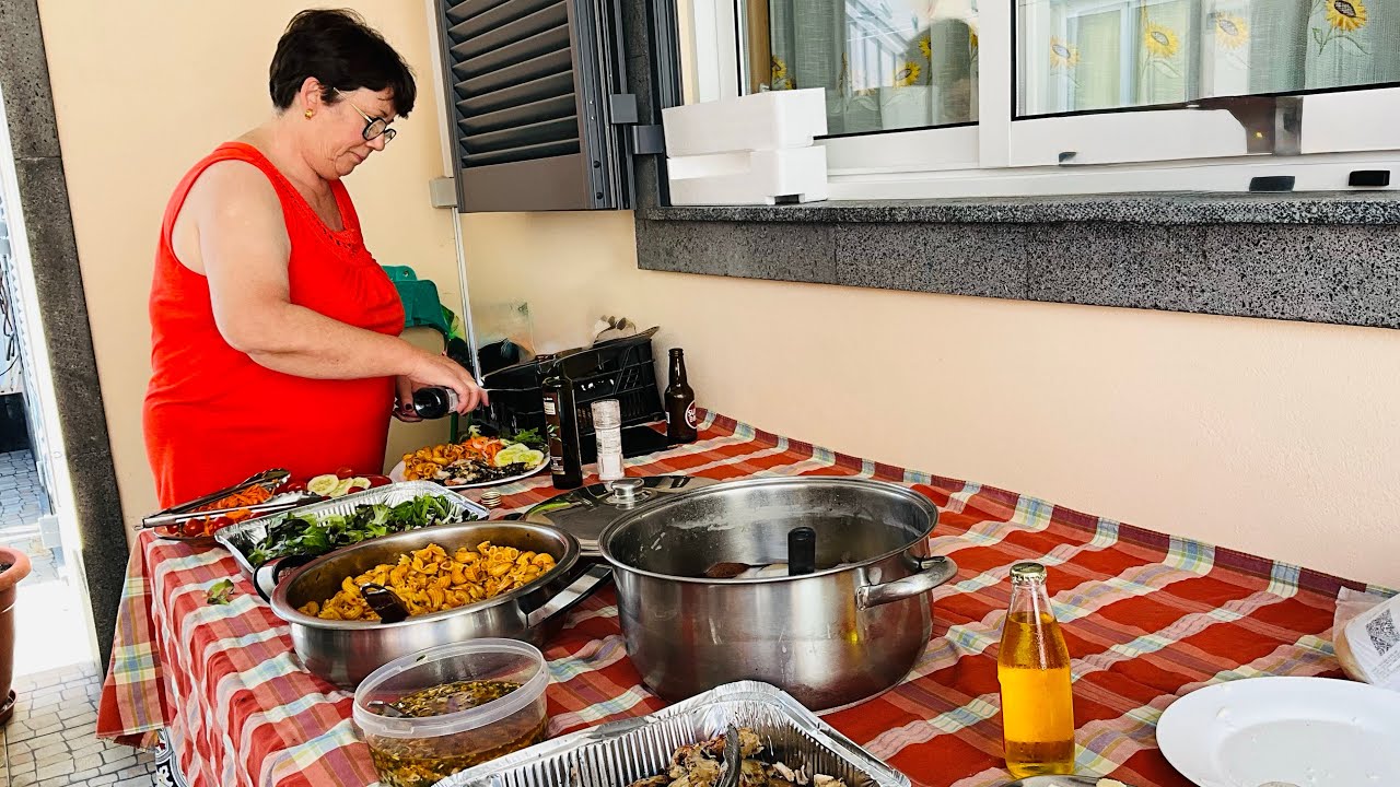 Almoço de Domingo em Família …Churrasco Para Sobremesa Fiz Pudim de Côco com Merengue 