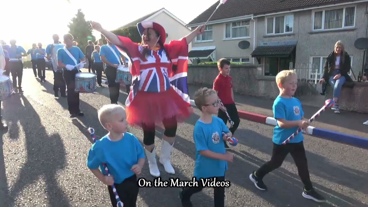 Glendermott Valley @ their own parade 2021