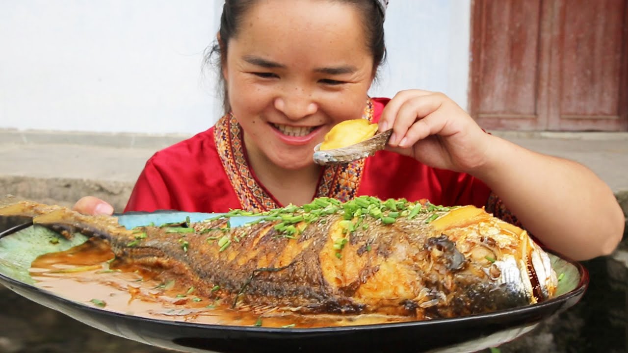 Друзья отправляют морепродукты, сестра Мяо на пару с паром ушка + тушеный желтый горбыль, круто