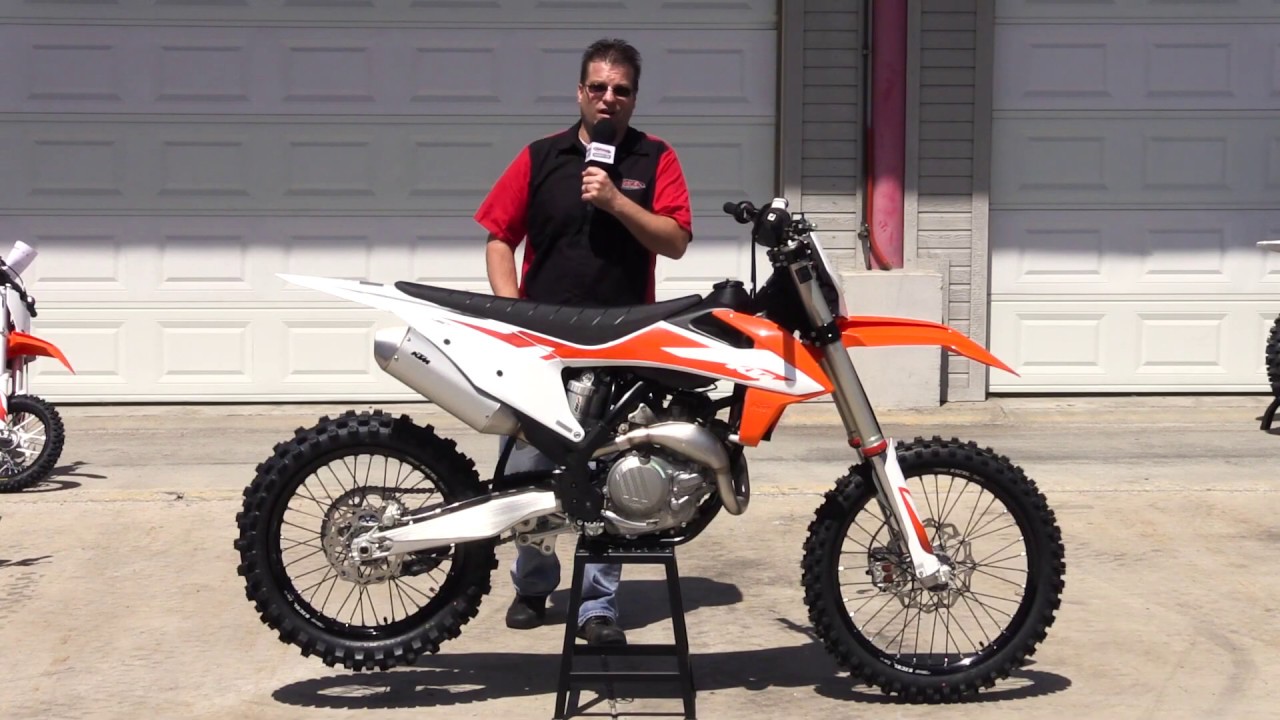 KTM 2020 450 SX-F First Look Detailed Breakdown Bike Walk Around ChapMoto.com