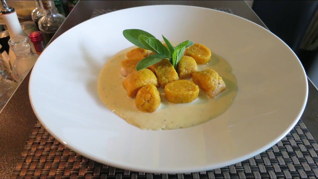 Kürbisnocken mit Käsesauce