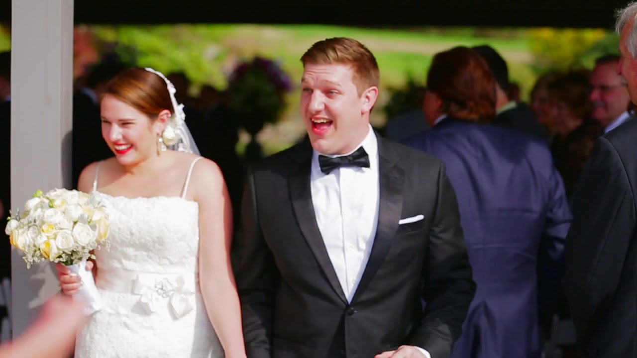 Chelsea + Tim at the Glen Oak Country Club
