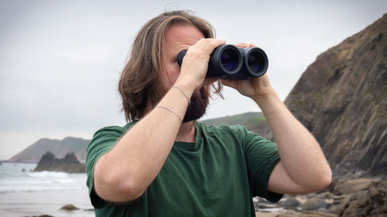 Canon 18x50 IS UD Binoculars: A Detailed Review