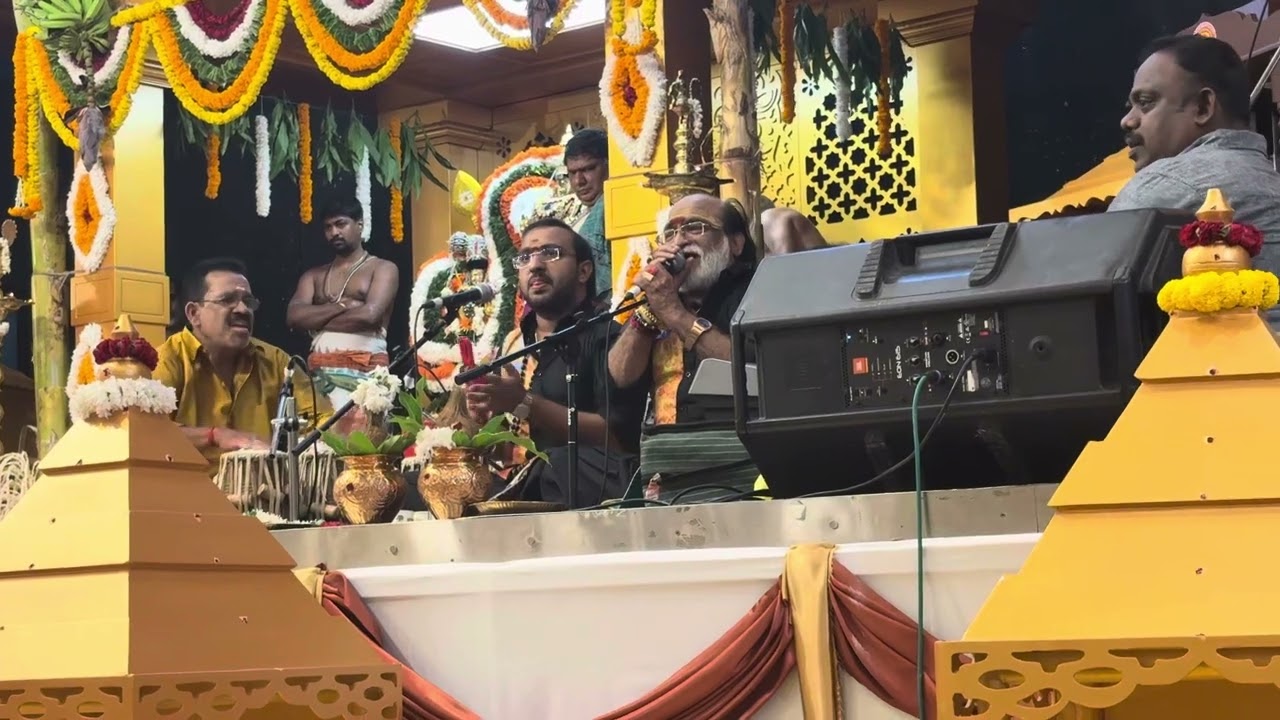 Pallikattu Sabarimalaikku - Live Performance at Muscat Oman - #veeramani_raju #sabarimala #muscat