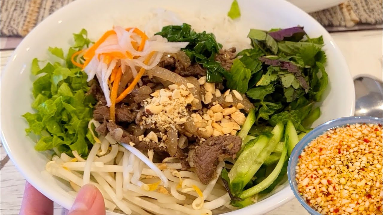 Bún Bò Xào Sả _ Ngon Lành cho ngày Lười nấu cơm