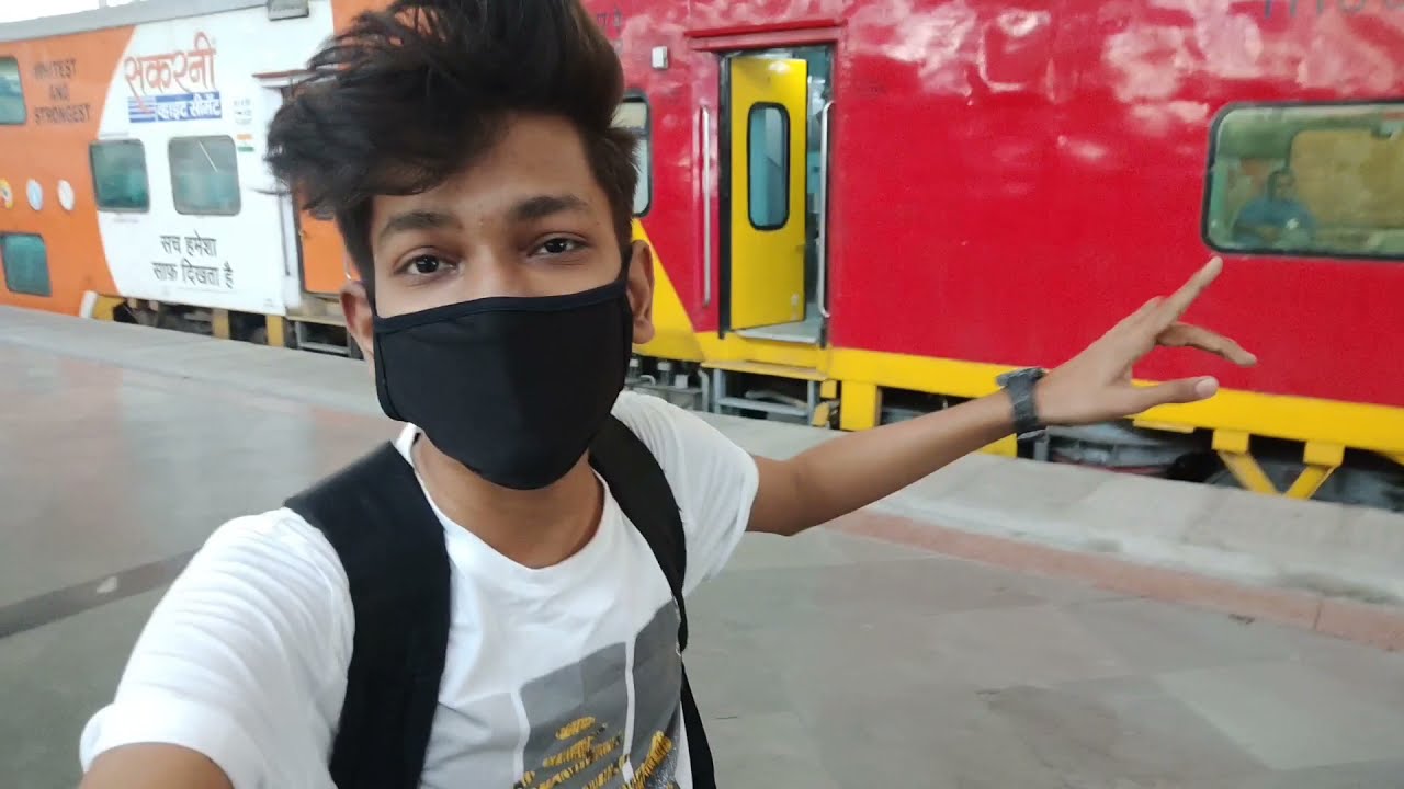 12931 Mumbai Ahmedabad AC Double Decker Express full train journey 😕