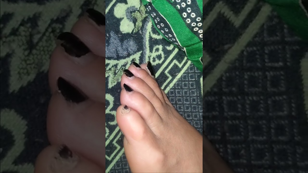 Sleeping Feet 2