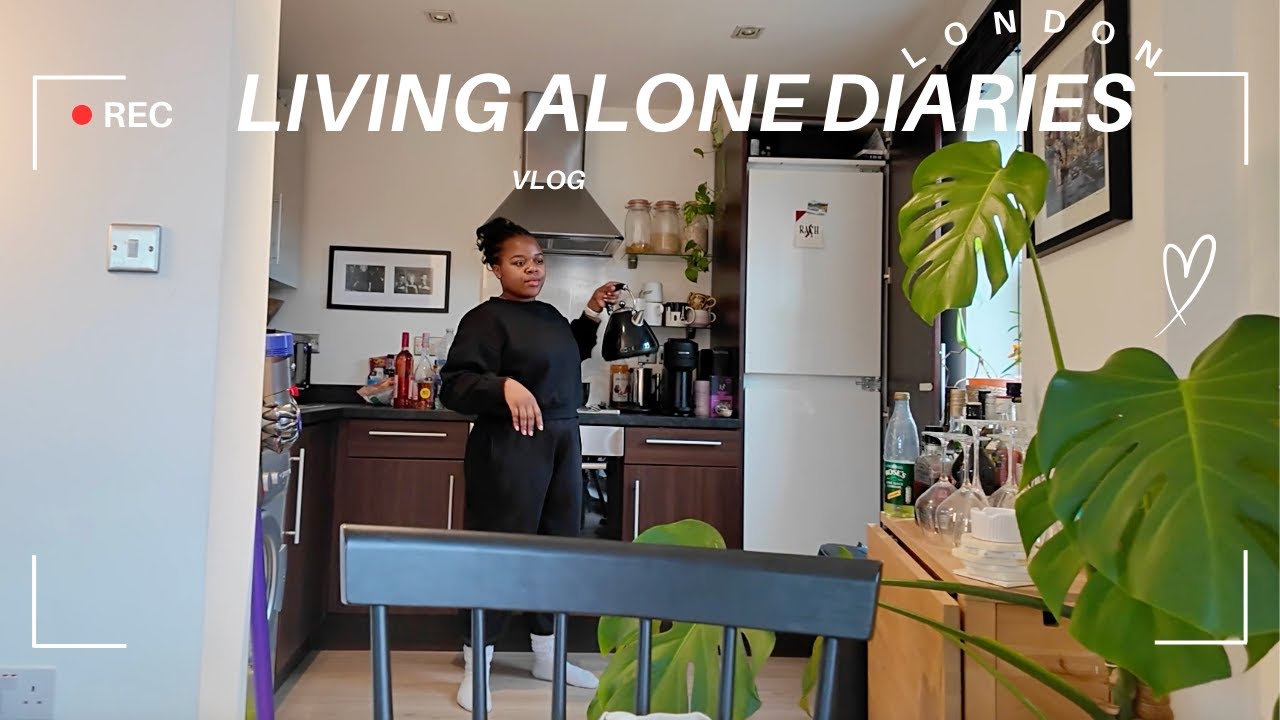 Living Alone Diaries | a day in my life, workouts, reflections &  flying to America for class vlog