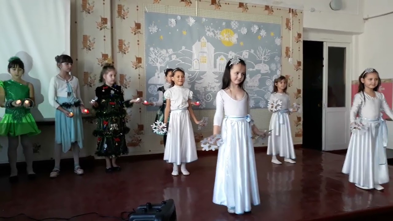 Танок сніжинок. Ганнівська школа