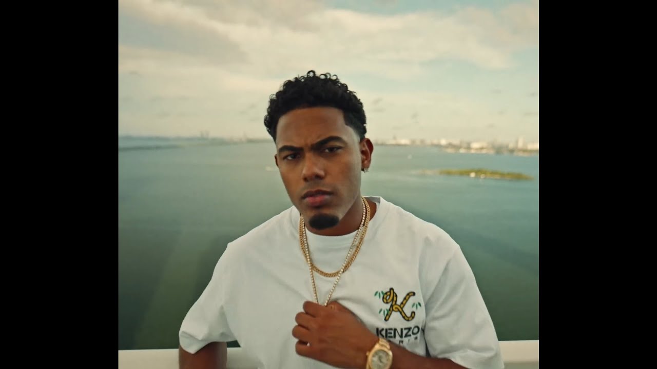 (FREE) Myke Towers x Eladio Carrion Type Beat - 